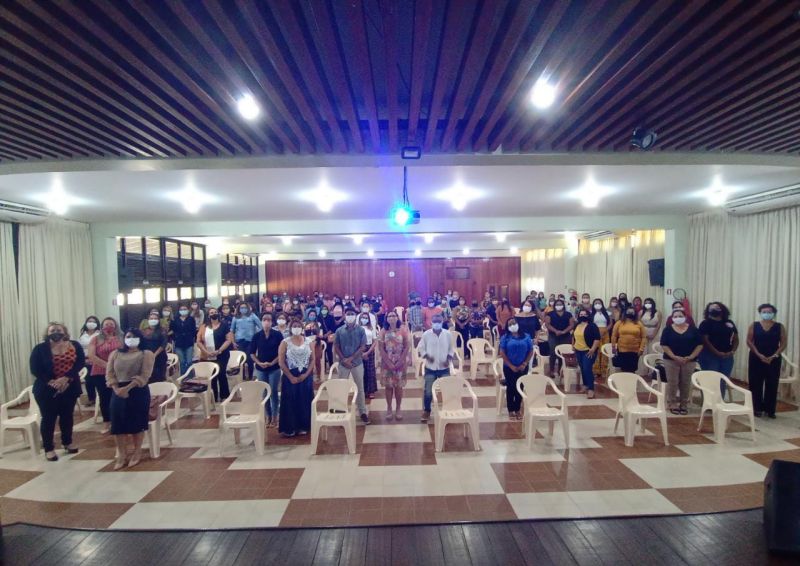Encontro com os gestores e coordenadores da Rede |Municipal de Benevides
