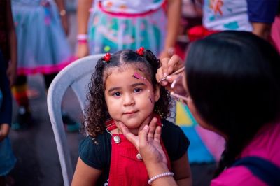 Prefeitura de Benevides promove o projeto "Rua de Brincar" para crianças e famílias