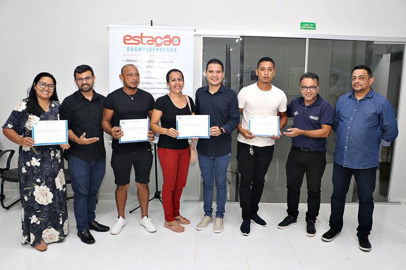 Entrega dos Certificados dos Cursos em Parceria com o SEBRAE