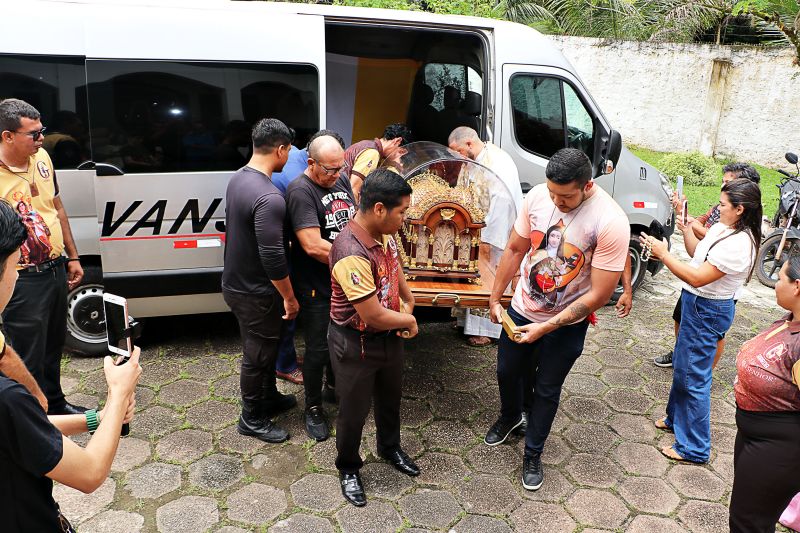 Visita de Relíquias da St Terezinha- Carmelo