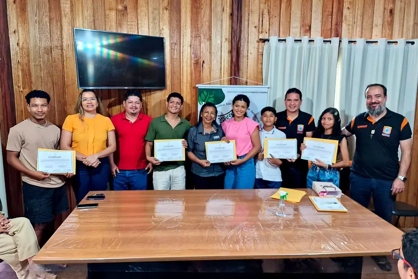 Comunitários são capacitados em curso que uniu Inclusão Digital e Educação   Ambiental