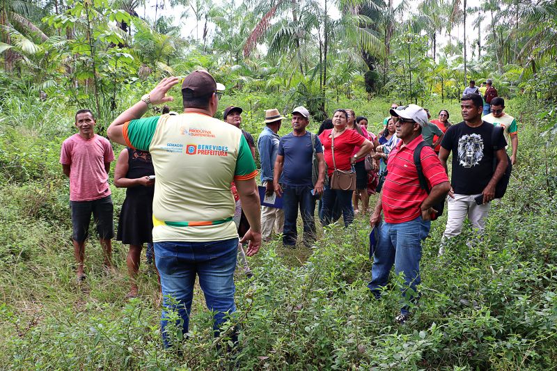 ENCERRAMENTO DO SEMINÁRIO DE PLANEJAMENTO SEMAGRI - VISITA A PROPRIEDADE SO SR LUIZ