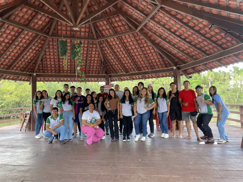 Benevides recebe estudantes do IFPA em visita técnica ao Programa Benevides Recicla