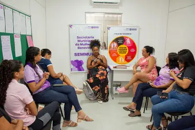21 DIAS DE ATIVISMO-OFICINA DE TRANÇAS E PALESTRA COM O TEMA IDENTIDADE NEGRA