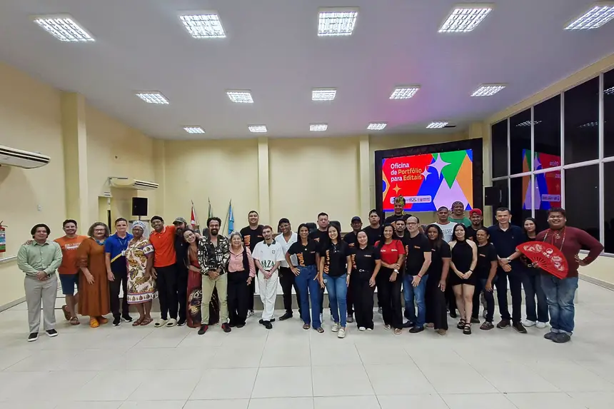 Oficina em Benevides capacita artistas para elaboração de portfólios e acesso a editais
