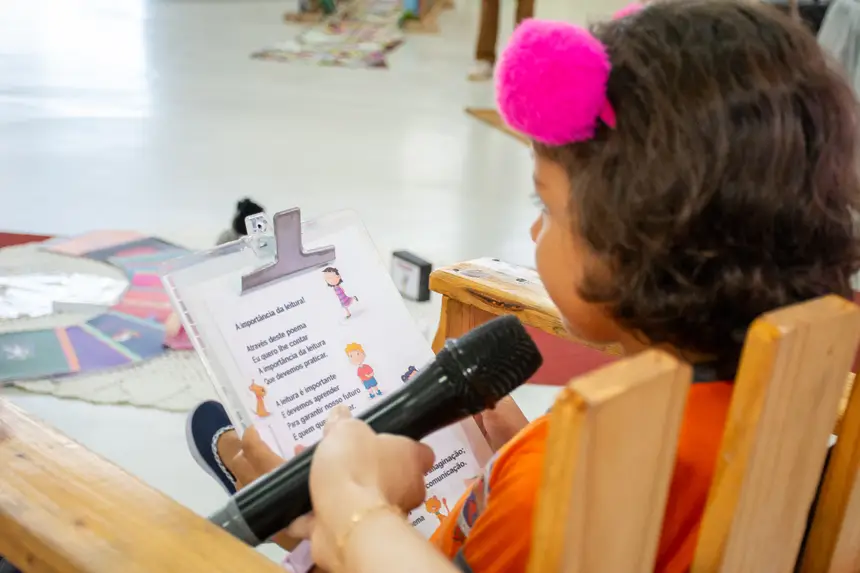 Profissionais da Educação participam do lançamento do Programa Leitura e Escrita na Educação Infantil 
