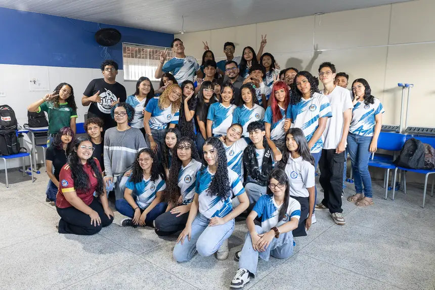 SEMANA DA JUVENTUDE - AULA DE TEATRO- ESCOLA ANA TELES
