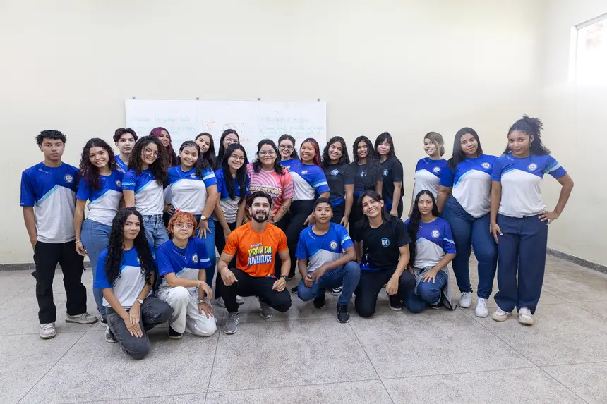 SEMANA DA JUVENTUDE - AULA DE DANÇA ESCOLA OTÁVIO MEIRA