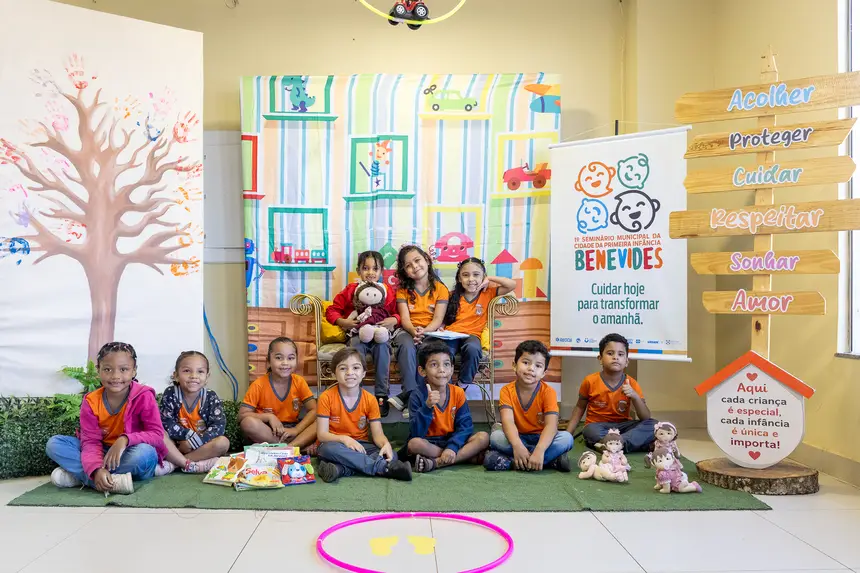 Benevides realiza o Primeiro Seminário Municipal da Cidade da Primeira Infância