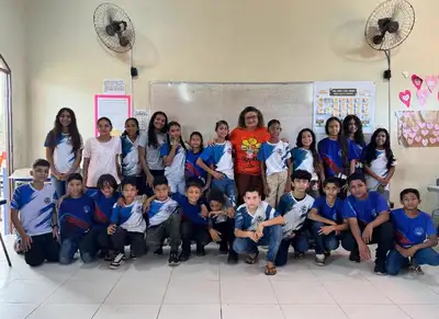 notícia: SEMJUV promove ação educativa abordando a questão da violência e abuso sexual contra jovens e crianças