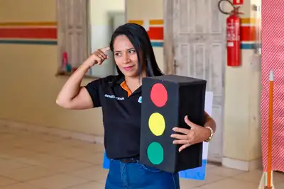 VISITA AS ESCOLAS SEMDESTRAN ALACID NUNES